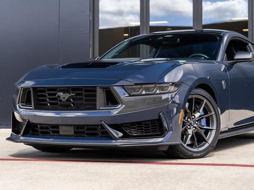 2024 Ford Mustang Dark Horse Fastback