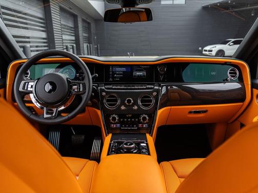 2026 Rolls-Royce Cullinan Black Badge