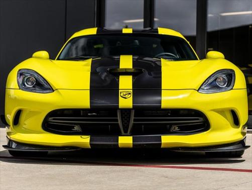 2016 Dodge Viper GTC