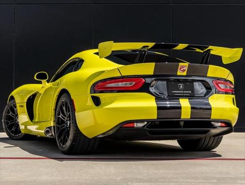 2016 Dodge Viper GTC