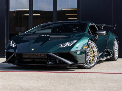2023 Lamborghini Huracan STO Coupe