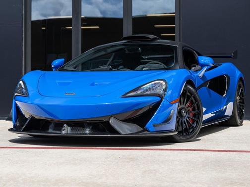 2020 McLaren 620R 