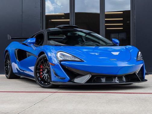 2020 McLaren 620R 