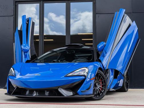 2020 McLaren 620R 
