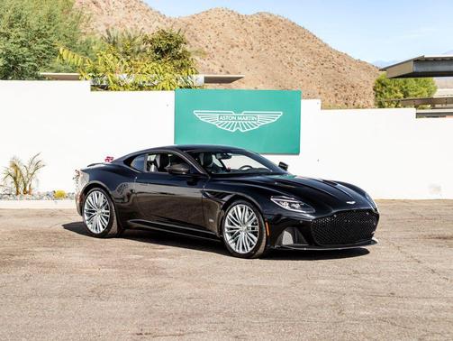 Onyx Black 2022 Aston Martin DBS Superleggera