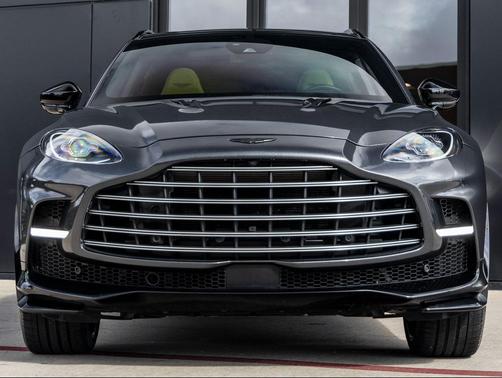 2024 Aston Martin DBX 707