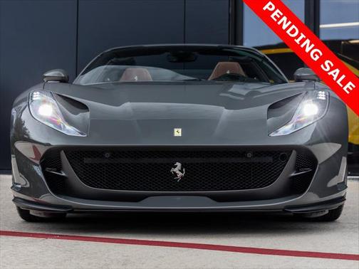 2021 Ferrari 812 GTS Base