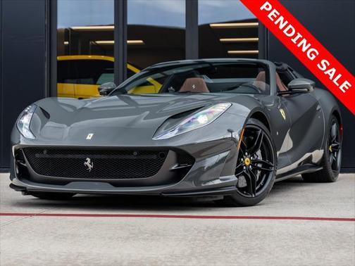 2021 Ferrari 812 GTS Base