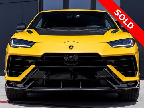 2024 Lamborghini Urus Performante