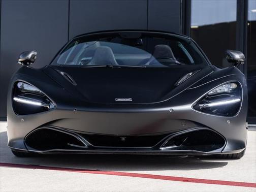 2022 McLaren 720S Base