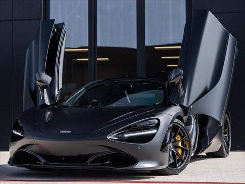 2022 McLaren 720S Base