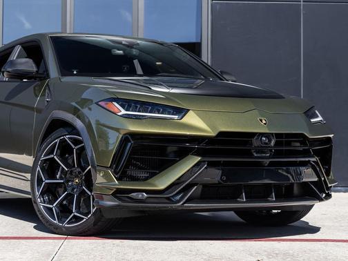 2024 Lamborghini Urus Performante