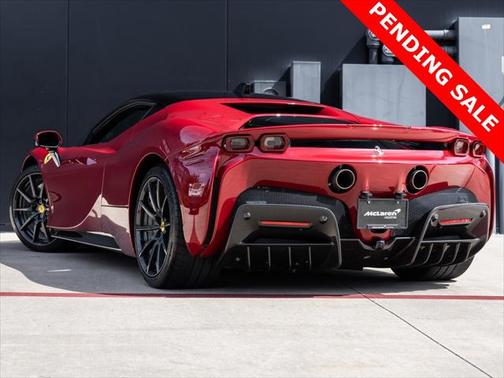 2021 Ferrari SF90 Stradale Base