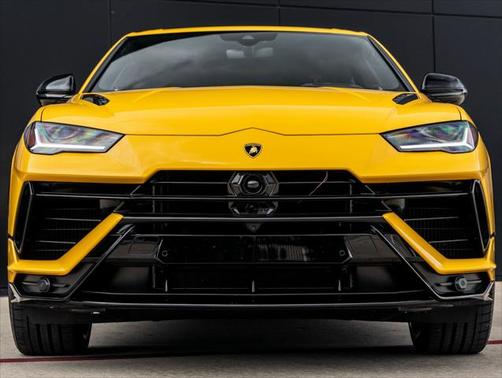 2024 Lamborghini Urus S