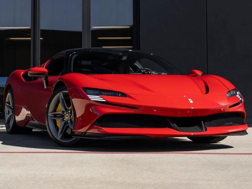 2023 Ferrari SF90 Stradale Base