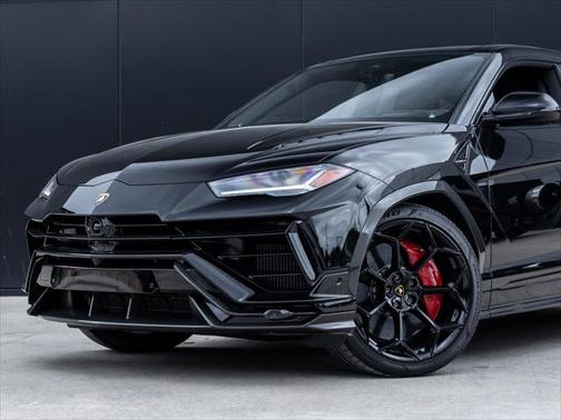 2023 Lamborghini Urus Performante
