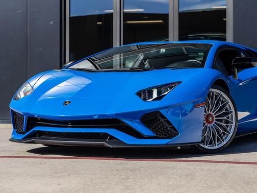 2018 Lamborghini Aventador S 