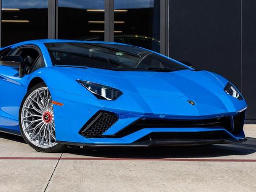 2018 Lamborghini Aventador S 