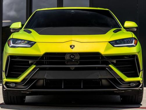 2024 Lamborghini Urus Performante