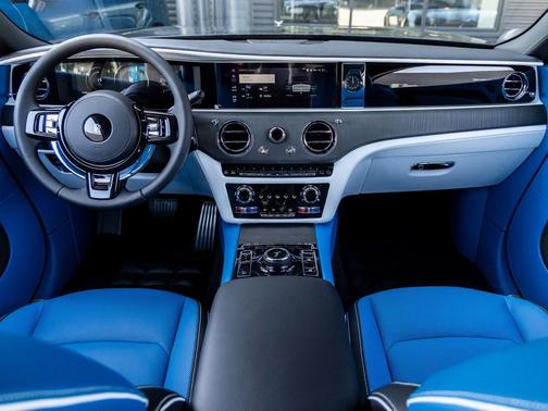 2025 Rolls-Royce Spectre 