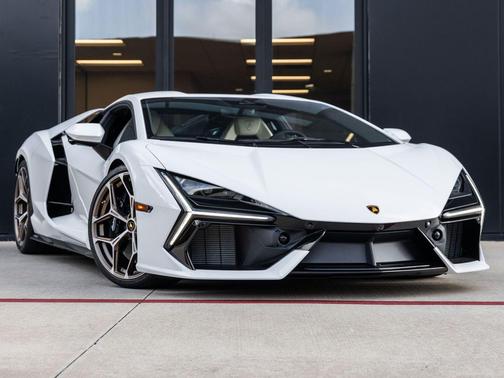 Bianco Monocerus Metallic 2024 Lamborghini Revuelto Base