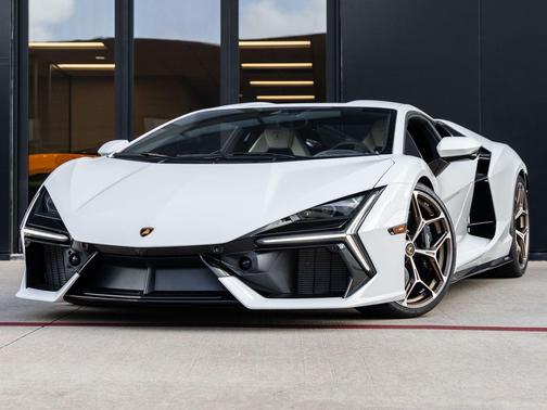 Bianco Monocerus Metallic 2024 Lamborghini Revuelto Base