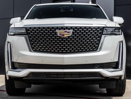 2024 Cadillac Escalade Luxury