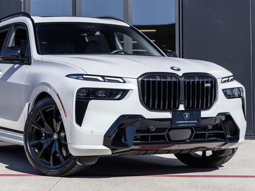 2026 BMW X7 M60i