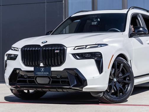2026 BMW X7 M60i