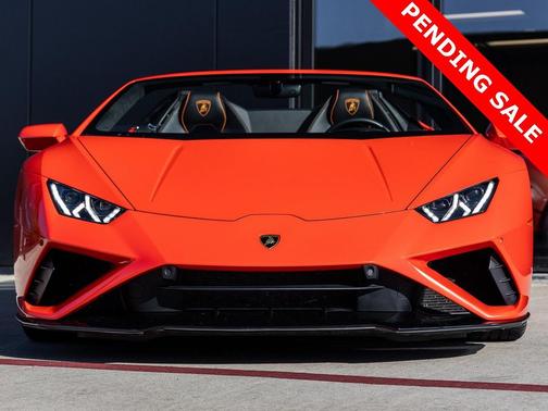 2020 Lamborghini Huracan EVO Base