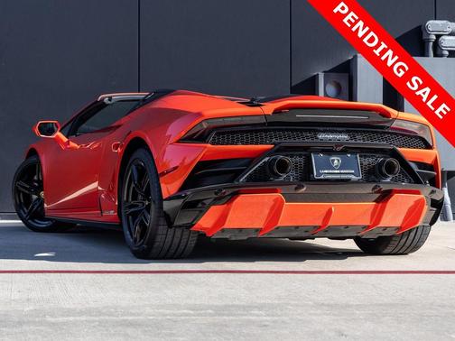 2020 Lamborghini Huracan EVO Base