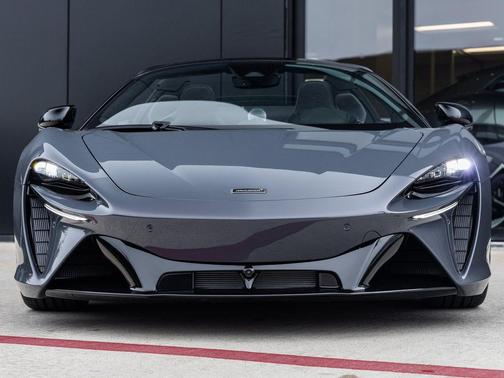 MSO - Lava Grey 2026 McLaren Artura Vision