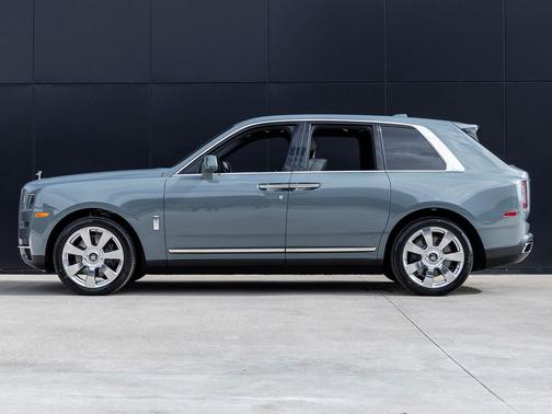2024 Rolls-Royce Cullinan 