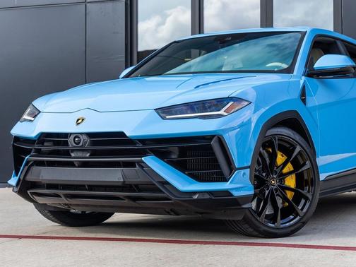 2024 Lamborghini Urus S