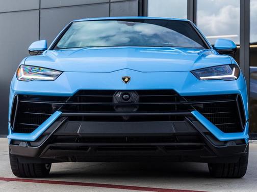 2024 Lamborghini Urus S