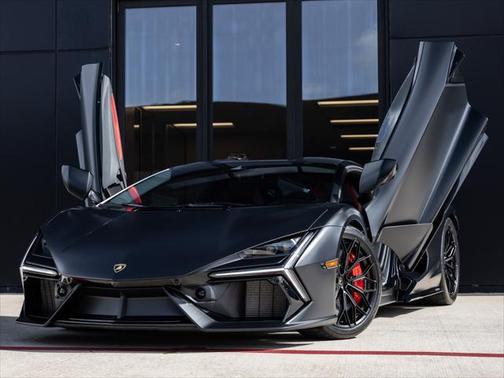 2024 Lamborghini Revuelto Base
