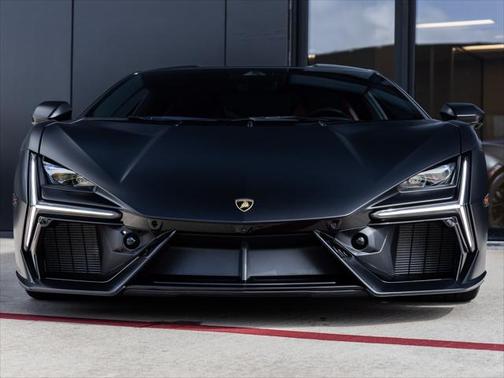 2024 Lamborghini Revuelto Base