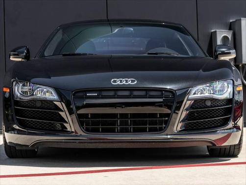 2012 Audi R8 5.2 quattro
