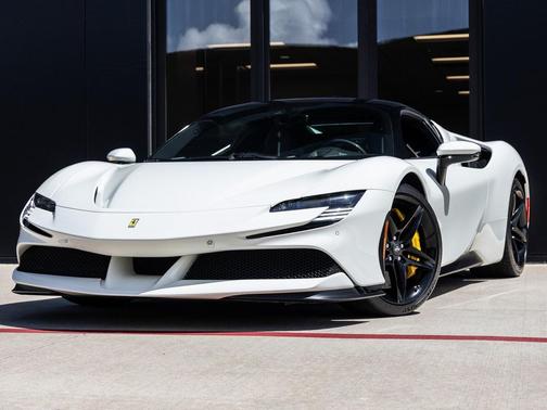 2022 Ferrari SF90 Stradale Base