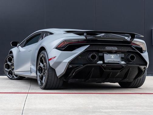2024 Lamborghini Huracan Tecnica Base