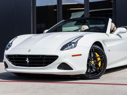 2015 Ferrari California T