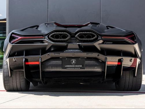 2024 Lamborghini Revuelto Base