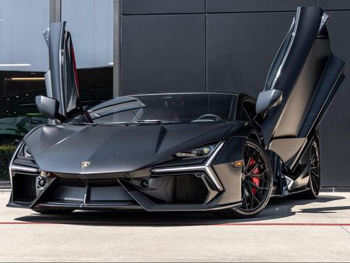 2024 Lamborghini Revuelto Base