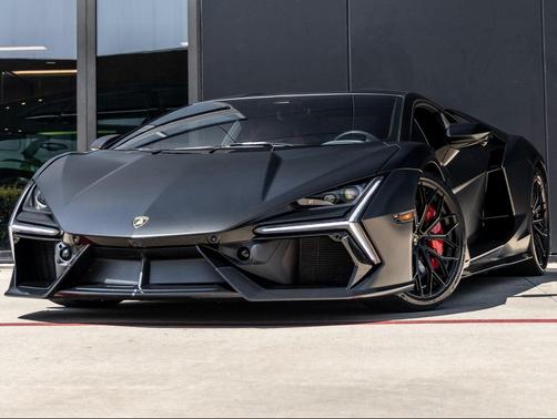 2024 Lamborghini Revuelto Base