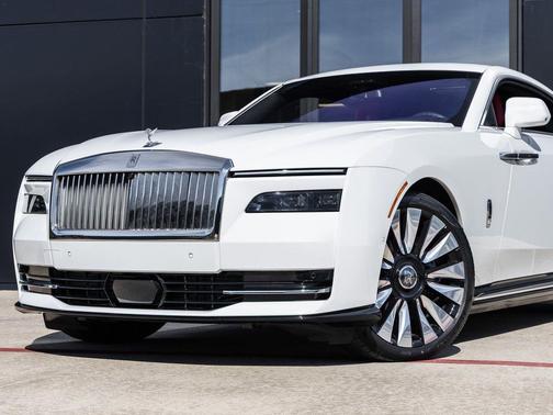 2024 Rolls-Royce Spectre 