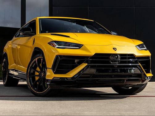 2023 Lamborghini Urus S