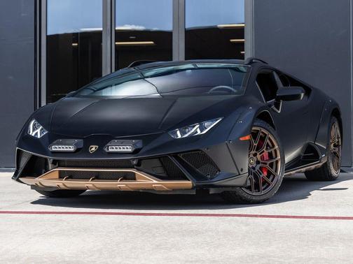 2024 Lamborghini Huracan Sterrato Base