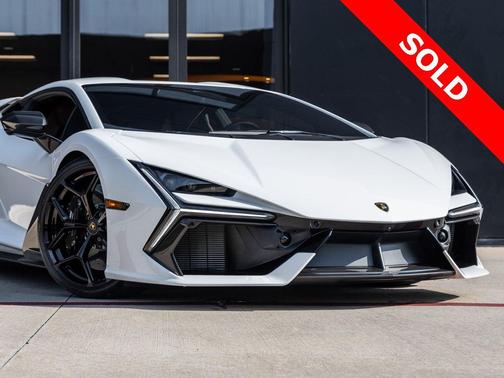 Bianco Siderale 2024 Lamborghini Revuelto Base