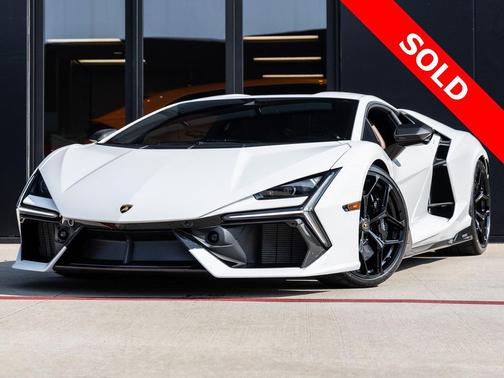 Bianco Siderale 2024 Lamborghini Revuelto Base