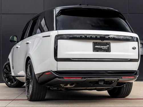 2023 Land Rover Range Rover P530 SE